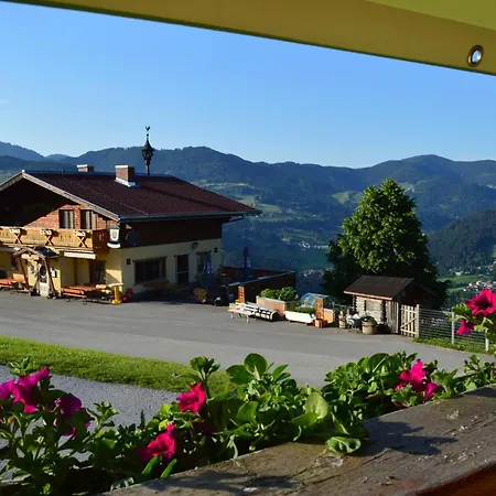 Krapfenalm Apartamento *